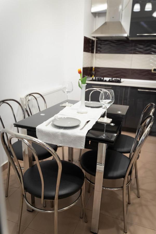 Isaran Coresi Apartment Braszów Zewnętrze zdjęcie