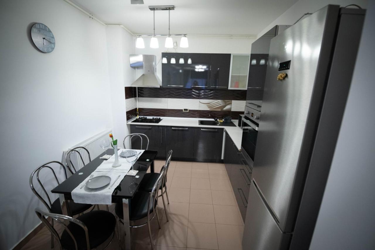 Isaran Coresi Apartment Braszów Zewnętrze zdjęcie